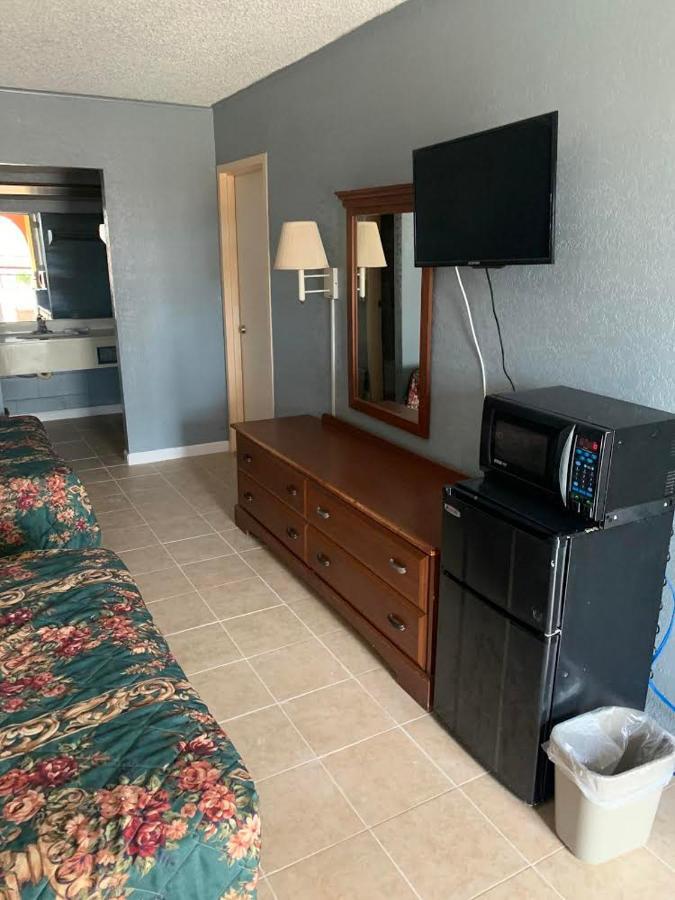 Executive Inn Mercedes Weslaco Экстерьер фото